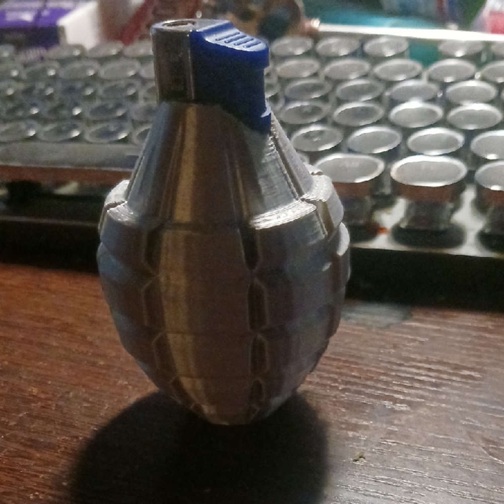 Wind Lighter - Decorative Grenade Décor